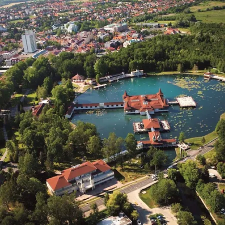 In - Balaton 18286 Апартаменты